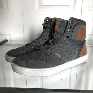 Livi’s 501 high tops